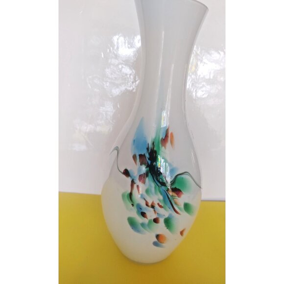 Hand Blown Italian Opaline Abstract art swirls Glass vase 9" - Picture 2 of 14
